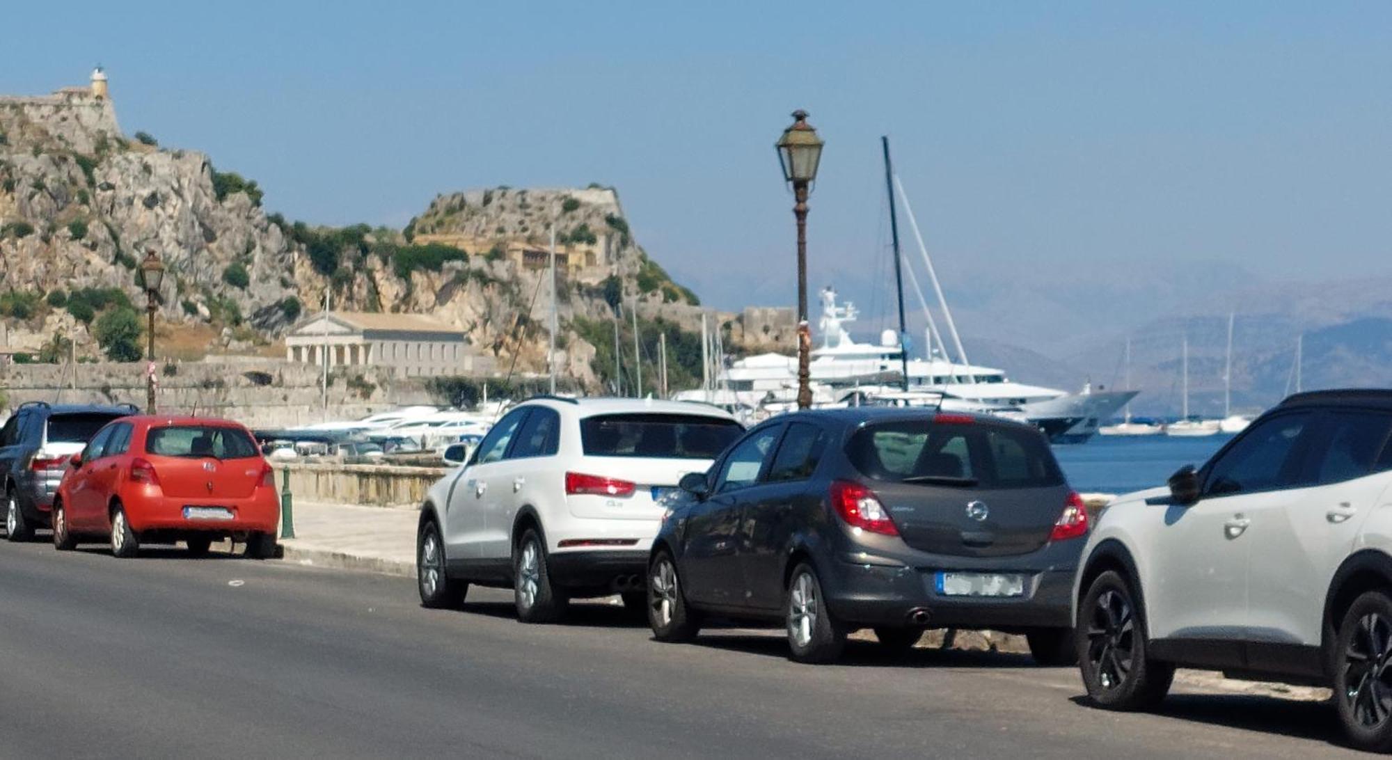 Aay- Best Corfu Town & Sea Apart 2Bedroom Renovated + Lift / Comfy&Design+Wifi Kültér fotó