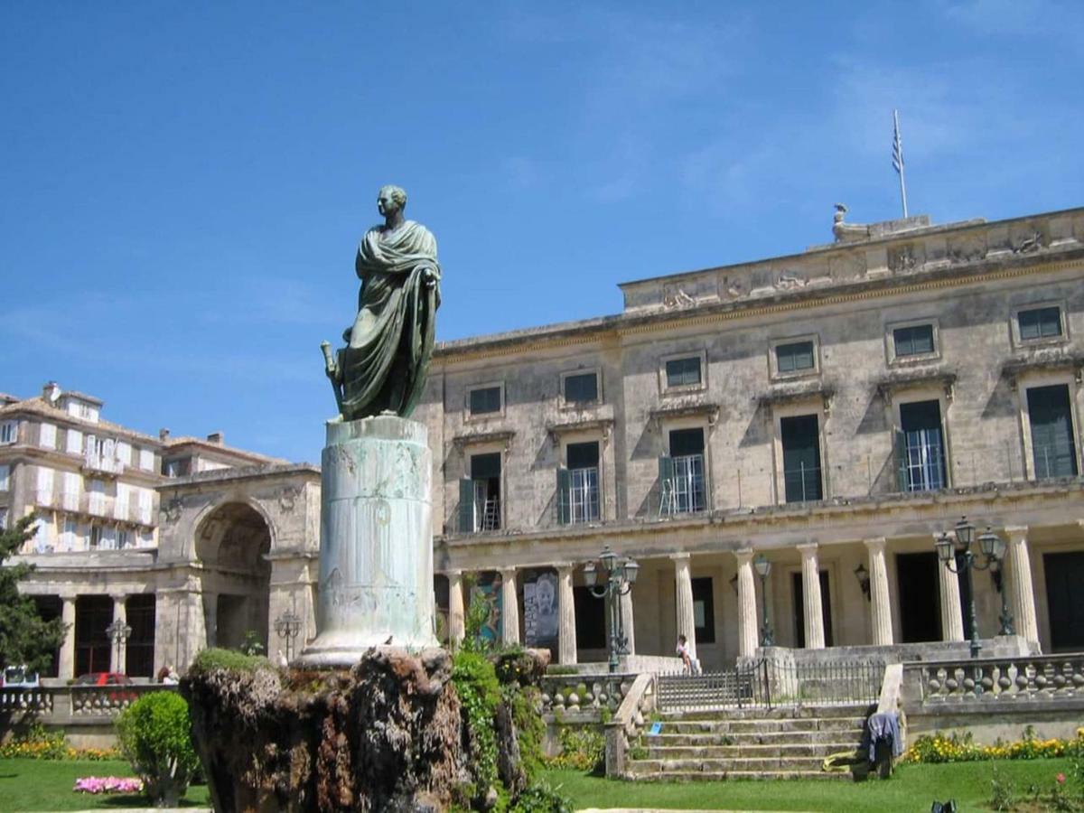 Aay- Best Corfu Town & Sea Apart 2Bedroom Renovated + Lift / Comfy&Design+Wifi Kültér fotó
